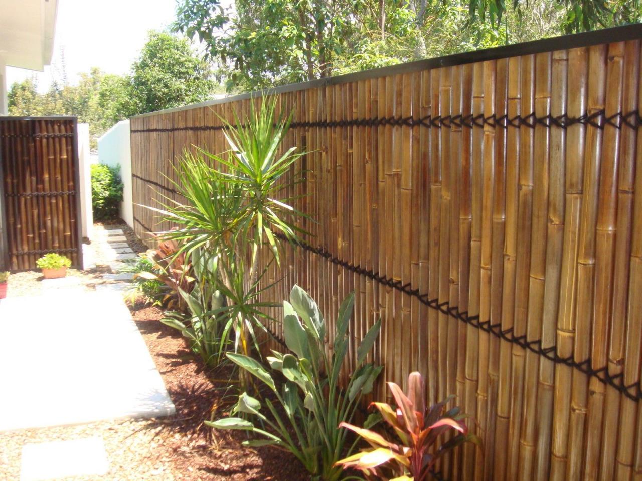 Outdoor artificial bamboo screen