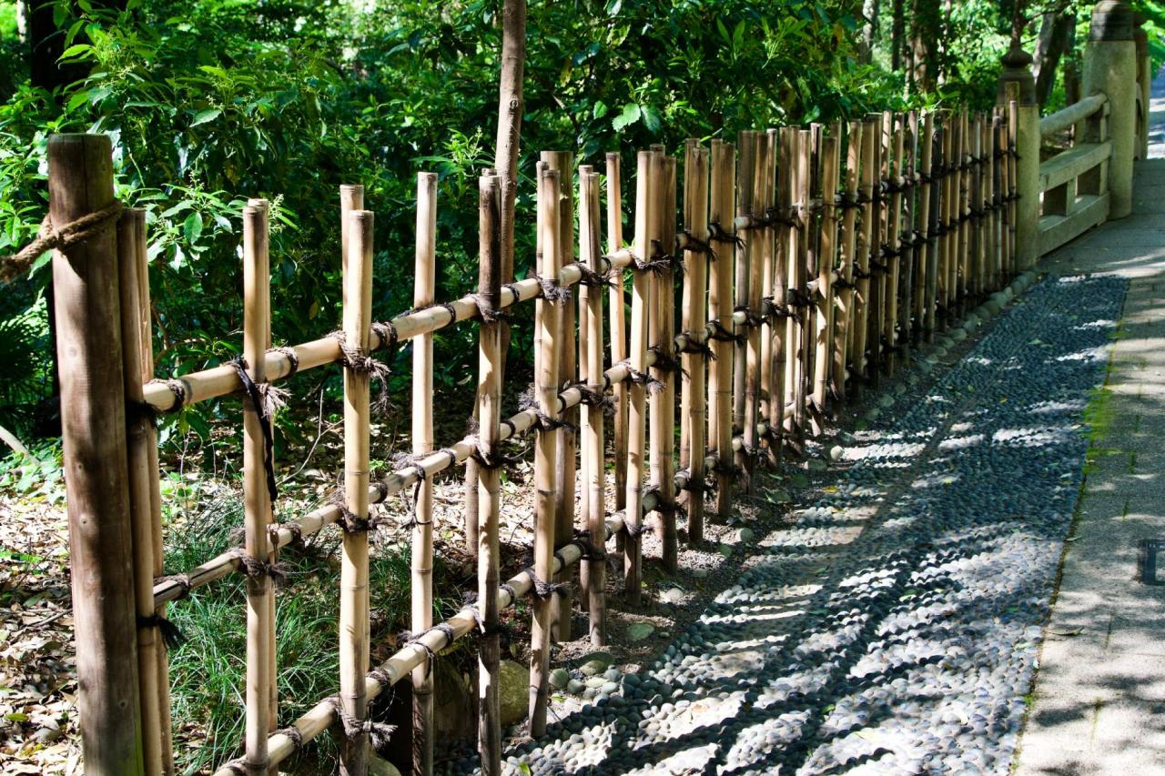 B&q bamboo fence