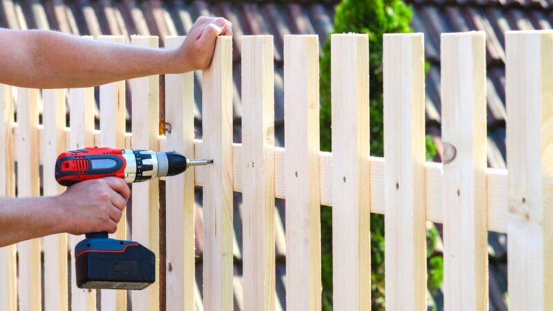 Replacing pickets on fence