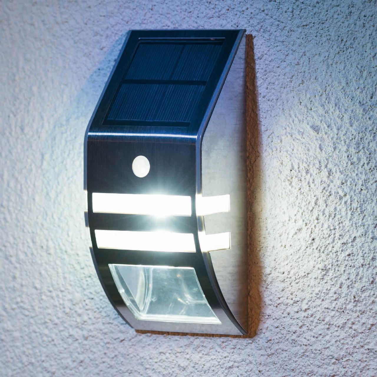 Best solar powered fence post lights